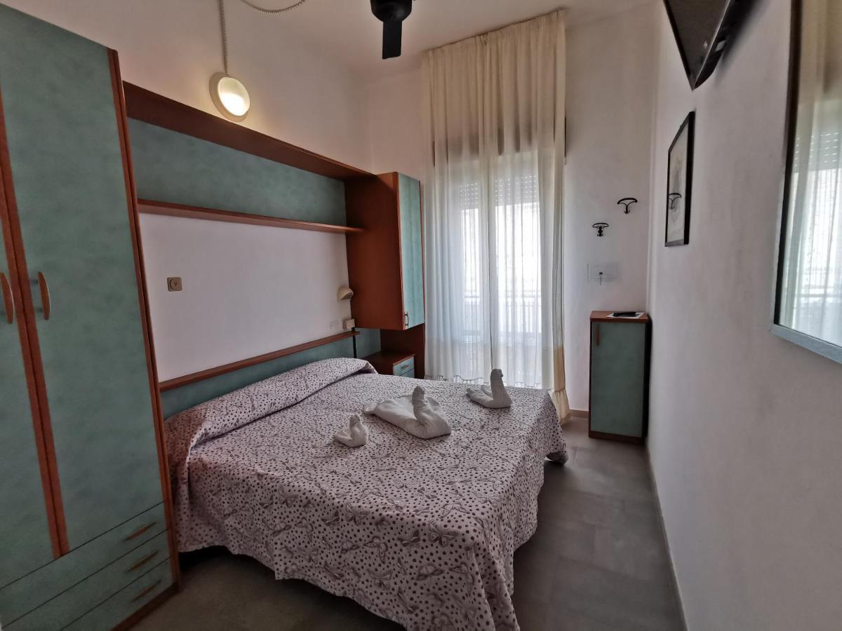 Hotel Vistamare Viserba Rimini Extérieur photo