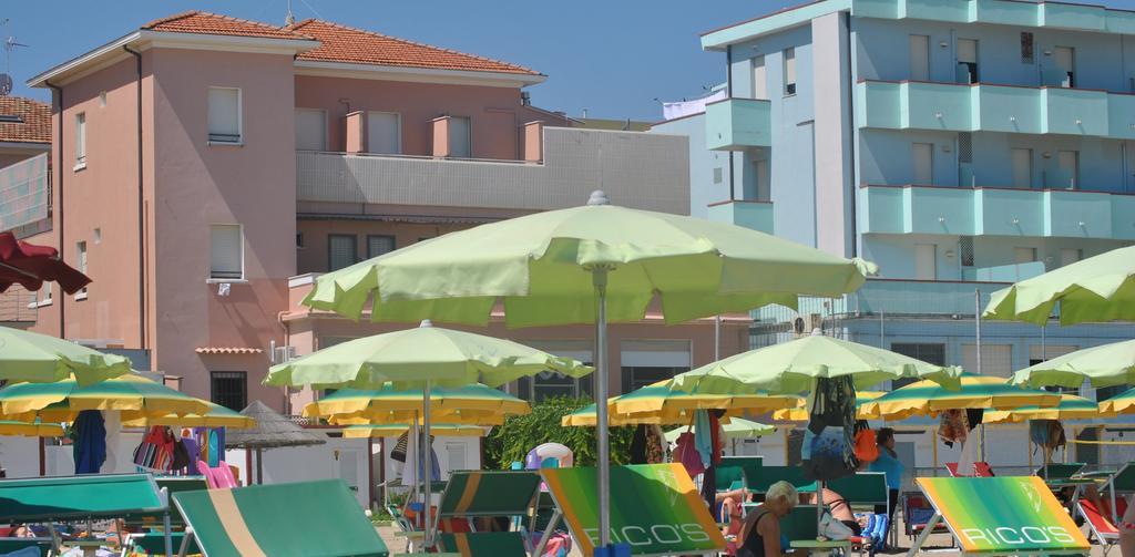 Hotel Vistamare Viserba Rimini Extérieur photo