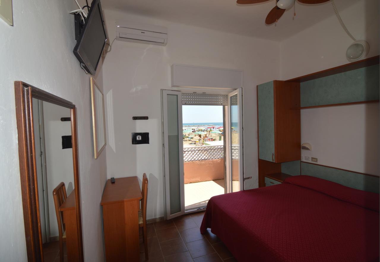 Hotel Vistamare Viserba Rimini Extérieur photo